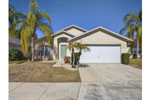 17321 Woodcrest Way, CLERMONT