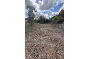 841 BOOKER AVENUE, SEBRING, FL 33870 - MLS#MFRO6381496