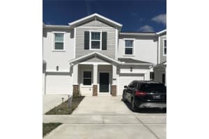 3007 Chantilly Dr, DAVENPORT