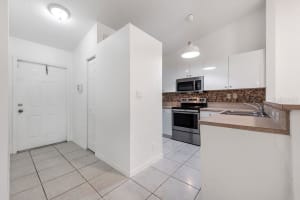 401 1ST COURT, HALLANDALE BEACH, FL 33009 - MLS#MFRO6381870