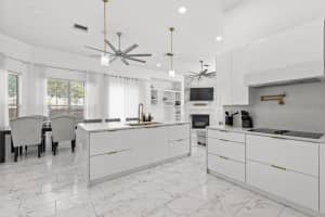 9229 WICKHAM WAY, ORLANDO, FL 32836 - MLS#MFRO6381873