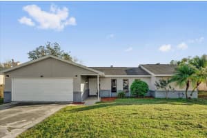 1585 Randolph St, DELTONA