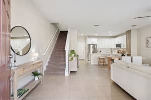 211 SILVERGLEN LANE, ALTAMONTE SPRINGS, FL 32714 - MLS#MFRO6382031