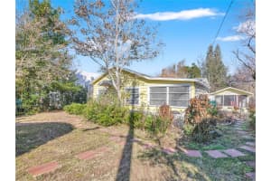 2413 CENTER AVENUE, ORLANDO, FL 32806 - MLS#MFRO6382061