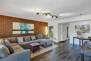 111 CROWN OAKS WAY, LONGWOOD, FL 32779 - MLS#MFRO6382146