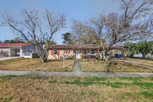 1524 PROVIDENCE BOULEVARD, DELTONA, FL 32725 Sold 03/02/26