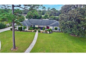 1200 Waverly Way, LONGWOOD