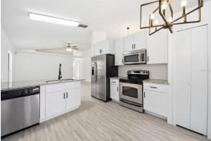 7151 EDGEWATER SHORES COURT, ORLANDO, FL 32810 - MLS#MFRO6382325