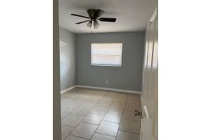 817 BENTLEY STREET, ORLANDO, FL 32805 - MLS#MFRO6382358