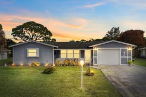 1106 Landsdowne Dr, SEBASTIAN