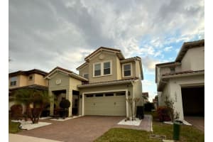 10362 MACDUFF DRIVE, ORLANDO, FL 32832 - MLS#MFRO6382588