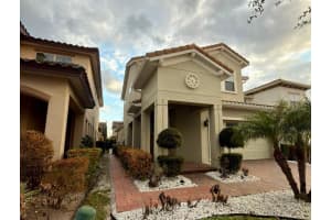 10362 MACDUFF DRIVE, ORLANDO, FL 32832 - MLS#MFRO6382588