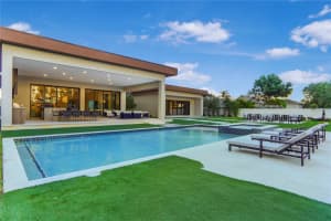 6208 Winter Garden Vineland Rd, WINDERMERE