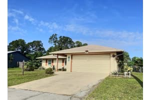 520 Jupiter Blvd Nw, PALM BAY