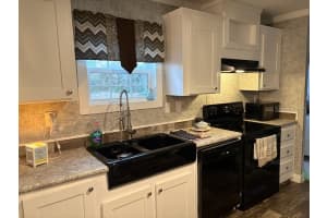 42300 FONSECA LANE, DELAND, FL 32720 - MLS#MFRO6382810