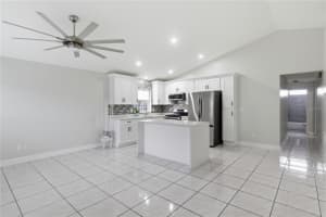 1527 BROOKEBRIDGE DRIVE, ORLANDO, FL 32825 - MLS#MFRO6382964