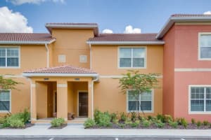 2927 Banana Palm Dr, KISSIMMEE