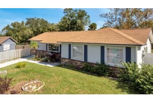 5313 BROKEN PINE CIRCLE, ORLANDO, FL 32818 - MLS#MFRO6383097