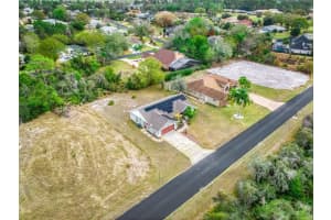 2701 SUNRISE DRIVE, SEBRING, FL 33872 - MLS#MFRO6383106