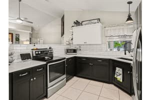 568 TALL OAKS TERRACE, LONGWOOD, FL 32750 - MLS#MFRO6383240