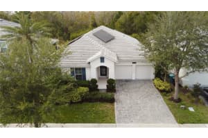 10914 HISTORY AVENUE, ORLANDO, FL 32832 - MLS#MFRO6383244