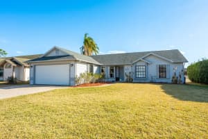 1526 Amherst Ln, KISSIMMEE