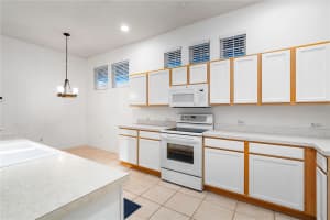 171 LONGVIEW AVENUE, KISSIMMEE, FL 34747 - MLS#MFRO6383392