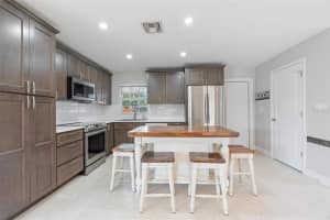 611 ENSENADA DRIVE, ORLANDO, FL 32825 - MLS#MFRO6383403