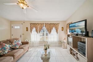 1163 CHAMBORD COURT, ORLANDO, FL 32825 - MLS#MFRO6383512