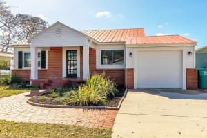 220 GRANT STREET, ORLANDO, FL 32806 - MLS#MFRO6383573