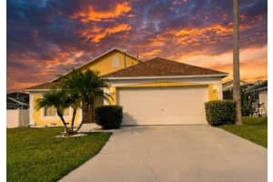 208 SILVERTON ROAD, DAVENPORT, FL 33897 - MLS#MFRO6383598