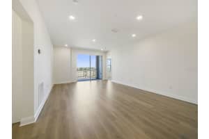 7545 LAUREATE BOULEVARD, ORLANDO, FL 32827 - MLS#MFRO6383739