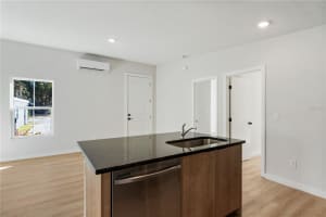 1926 CLOVERLAWN AVENUE, ORLANDO, FL 32806 - MLS#MFRO6383753