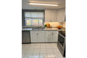 15617 MORNING DRIVE, LUTZ, FL 33559 - MLS#MFRO6383811