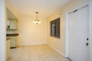 5013 VINELAND ROAD, ORLANDO, FL 32811 - MLS#MFRO6383956