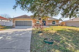 2212 LAKE POINTE CIRCLE, LEESBURG, FL 34748 - MLS#MFRO6383971