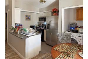 918 LOQUAT TREE ROAD, ORLANDO, FL 32811 - MLS#MFRO6384063