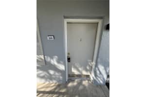 121 OYSTER BAY CIRCLE, ALTAMONTE SPRINGS, FL 32701 - MLS#MFRO6384115