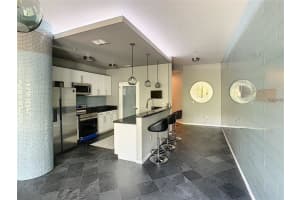 1 EOLA DRIVE, ORLANDO, FL 32801 - MLS#MFRO6384212