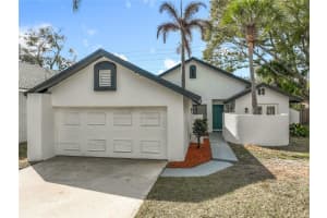 700 LAKESIDE PLACE, LONGWOOD, FL 32750 - MLS#MFRO6384347