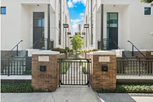 350 OSCEOLA AVENUE, ORLANDO, FL 32801 - MLS#MFRO6384416