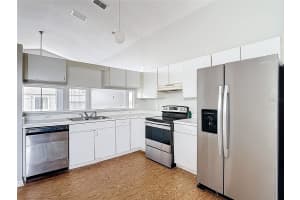 40 COVENTRY COURT, KISSIMMEE, FL 34758 - MLS#MFRO6384420