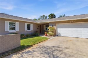 127 MARK DAVID BOULEVARD, CASSELBERRY, FL 32707 - MLS#MFRO6384465