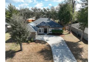 1725 LUCKY PENNIE WAY, APOPKA, FL 32712 - MLS#MFRO6384516