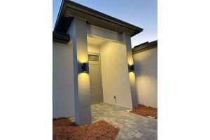 318 RADFORD AVENUE, LEHIGH ACRES, FL 33974 - MLS#MFRO6384708