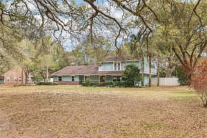 2641 Hempel Ave, WINDERMERE