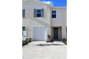 140 REENA DRIVE, DAYTONA BEACH, FL 32117 - MLS#MFRO6384842