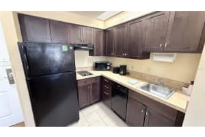 7601 CANADA AVENUE, ORLANDO, FL 32819 - MLS#MFRO6384914