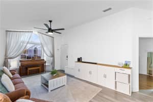 421 HORIZON DRIVE, WINTER SPRINGS, FL 32708 - MLS#MFRO6384932