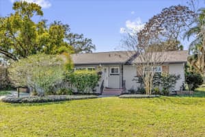 1028 Lake Bell Dr, WINTER PARK